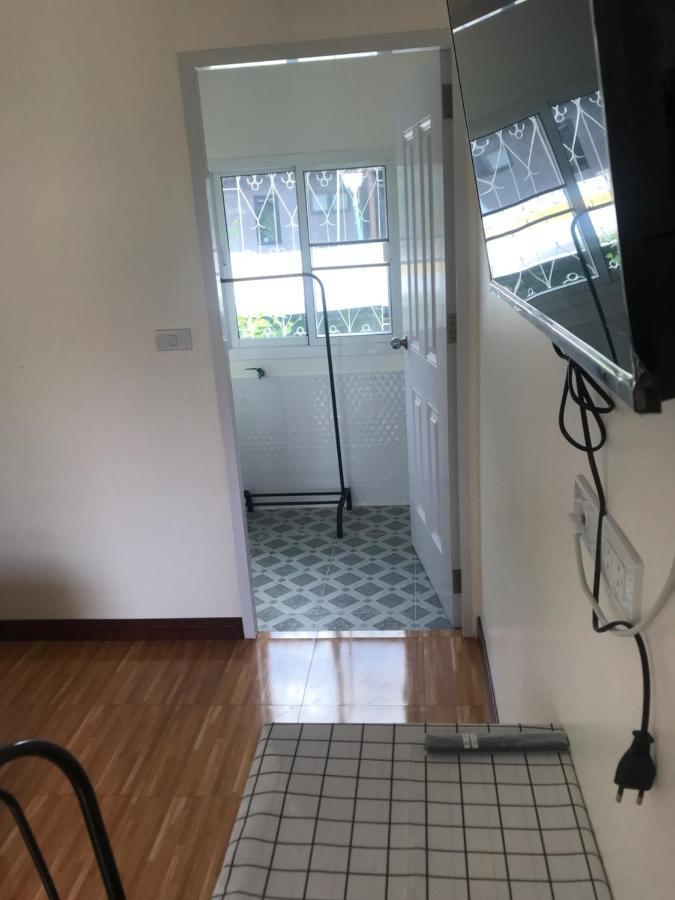 บ้านวิรา ห้องพัก Baan Wira Κον Καέν Εξωτερικό φωτογραφία